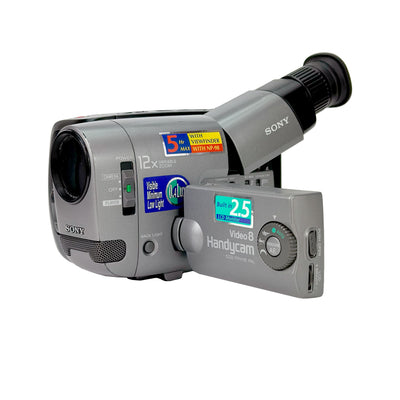 Sony Handycam CCD-TR11E PAL Video 8 Camcorder