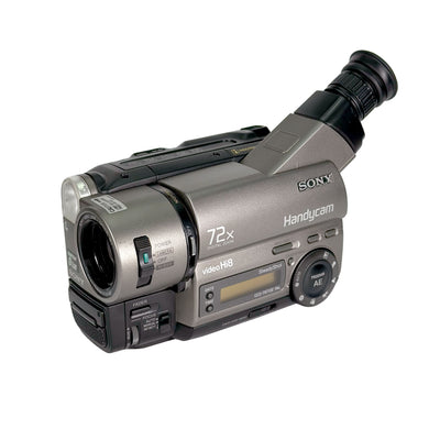 Sony Handycam CCD-TR713E Video 8 Camcorder