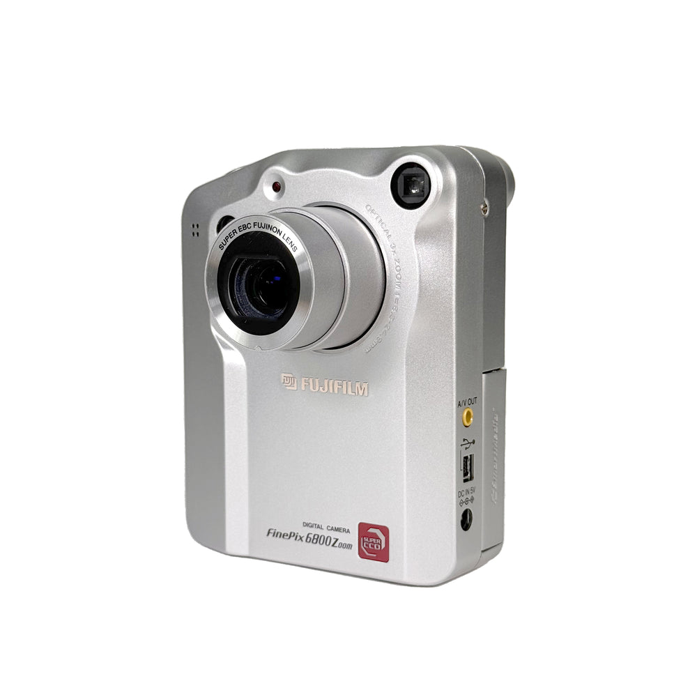 Fujifilm FinePix 6800 Zoom – Retro Camera Shop