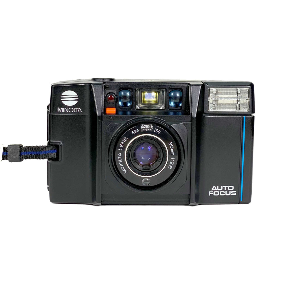 minolta point and shoot camera
