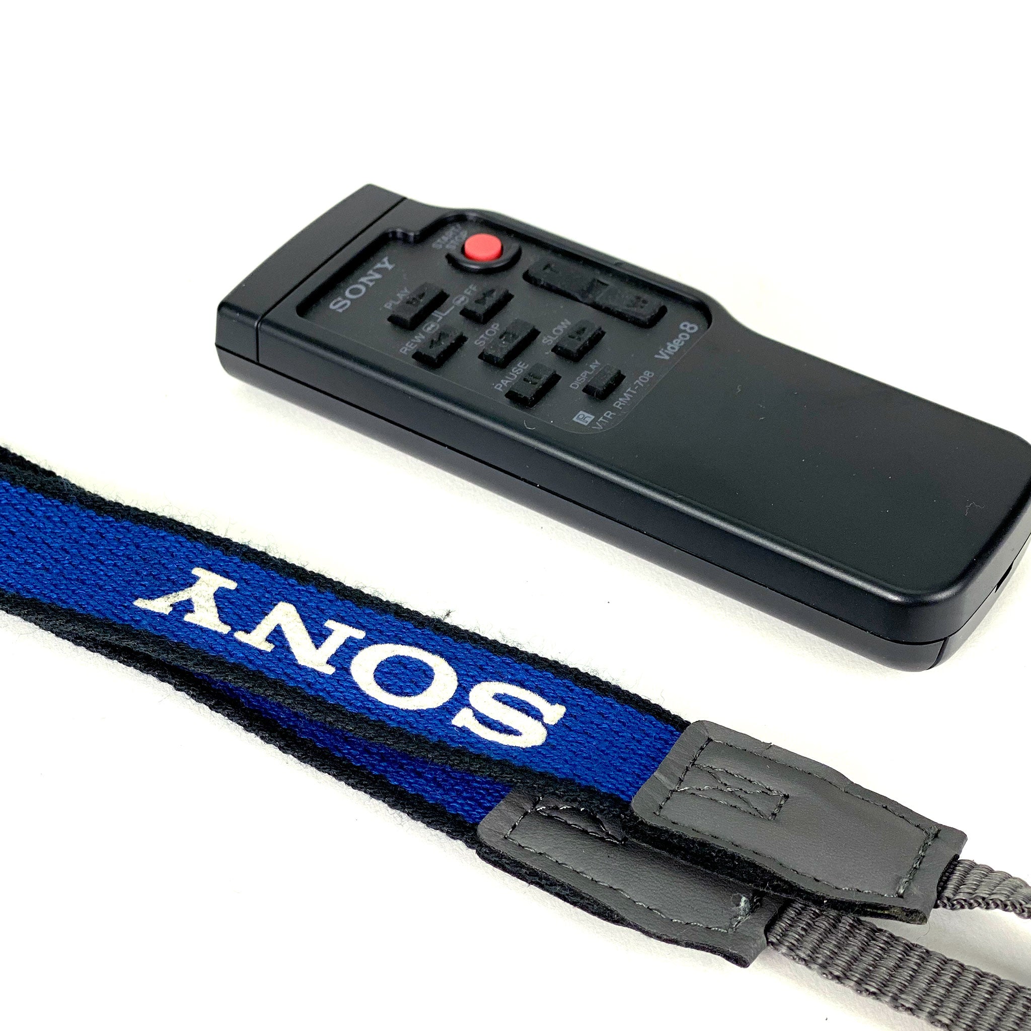 Sony Handycam CCD-TRV218E PAL Hi8 Digital Camcorder – Retro