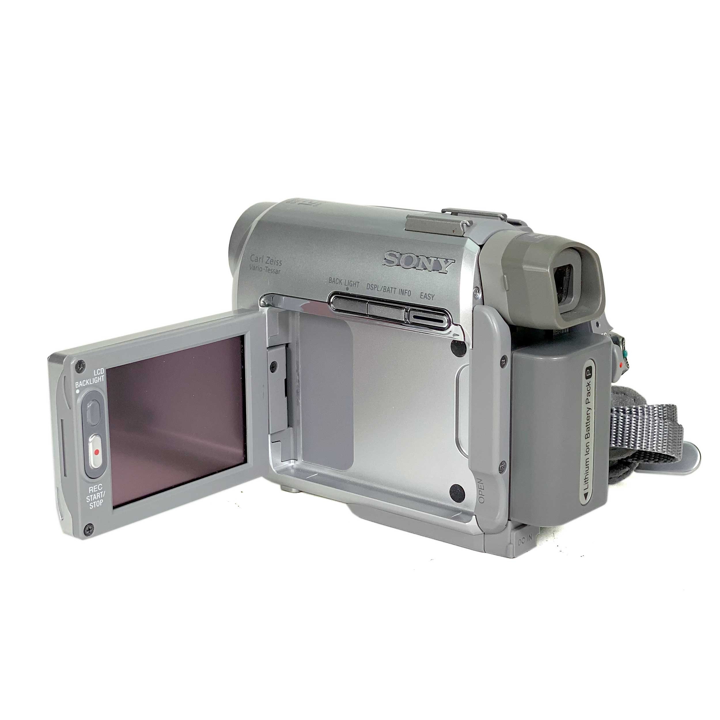 SONY HANDYCAM miniDVビデオカメラ　DCR-HC41 ① Amazon.co.jp: SONY DCR-HC41 デジタルビデオカメラ(DV方式) シルバー