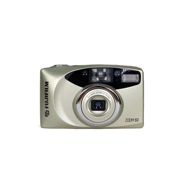フィルムカメラ Fujifilm Zoom Date 120V F0116-333-6v p MINT+++] Fujifilm Zoom Date 120V Silver Point Shoot 35mm Film